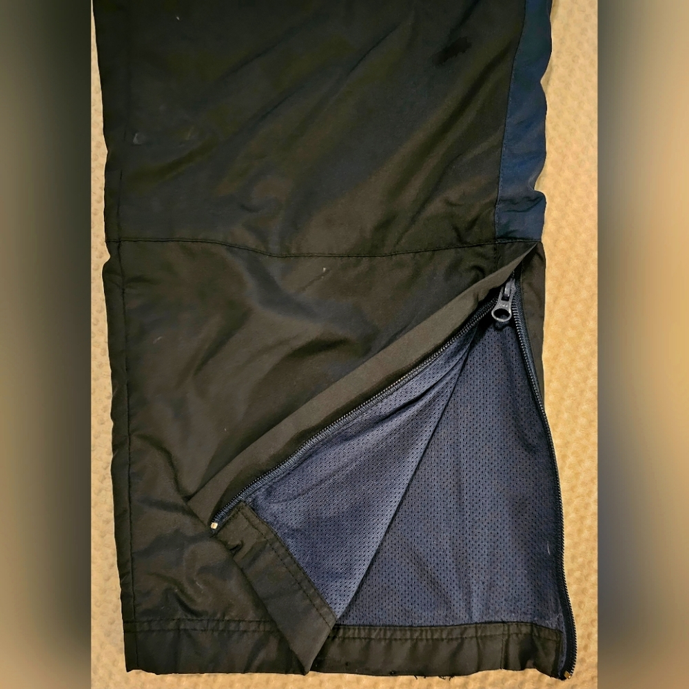 Old Navy Snow/Cold Weather Pants. Size Large   Black - Picture 3 of 10